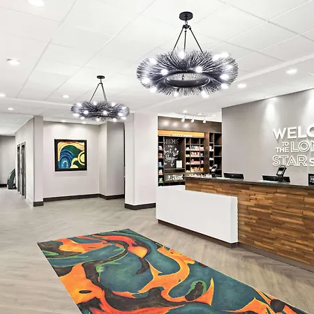 Hampton Inn Longview-3