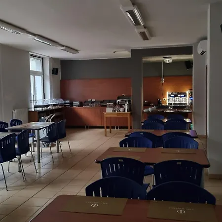 Phi Hotel Homy Druento-2