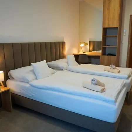 Hotel Modena-3