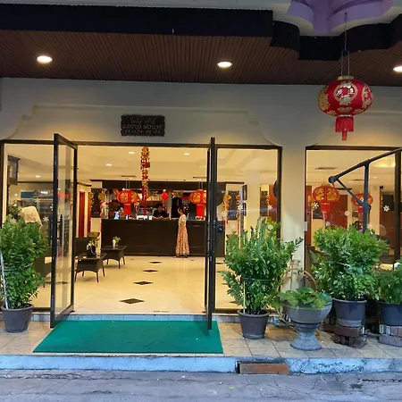 Lotus House-2
