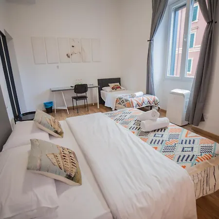 Cosmo Guesthouse-3