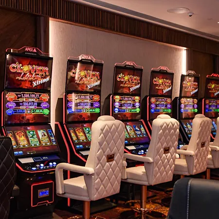 Rocks Hotel & Casino-3