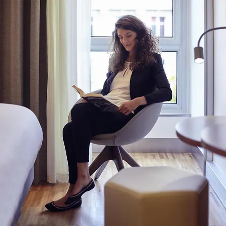 Mercure Paris Arc De Triomphe Etoile-3