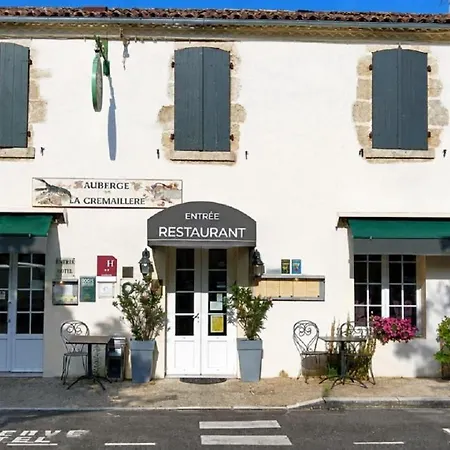 Logis Auberge La Cremaillere-3