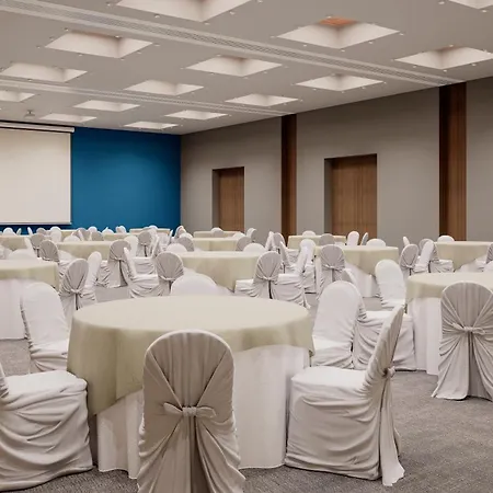 voco Guadalajara Expo by IHG-2