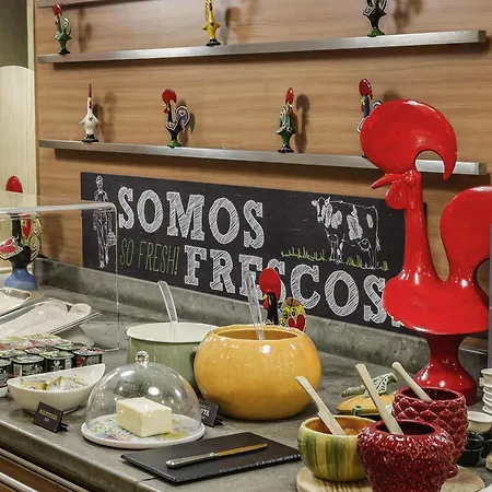 Hotel Ibis Coimbra Centro-3