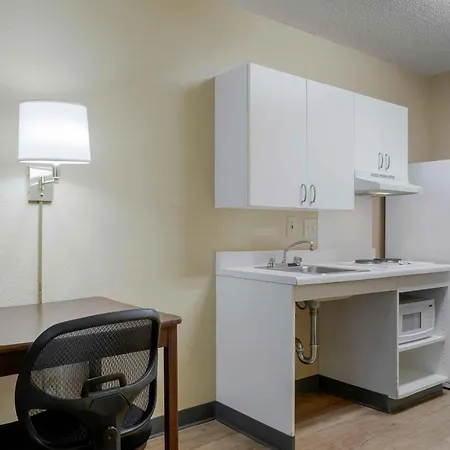 Extended Stay America Select Suites - Des Moines - West Des Moines-3
