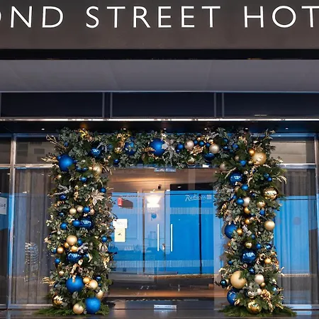 Radisson Blu Hotel, London Bond Street-3