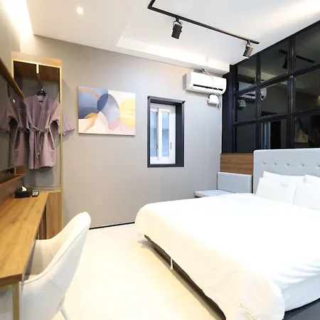 Almond Hotel Busan Station-3