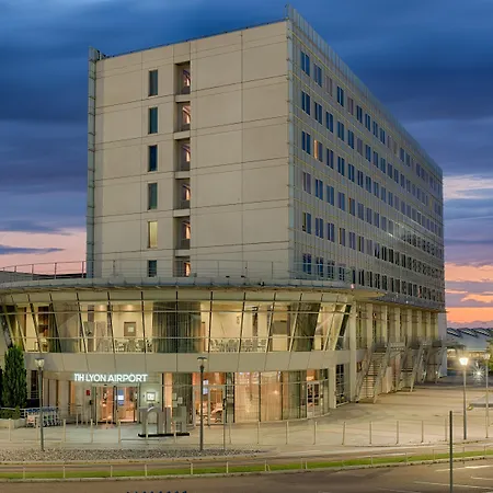 Nh Lyon Airport-2