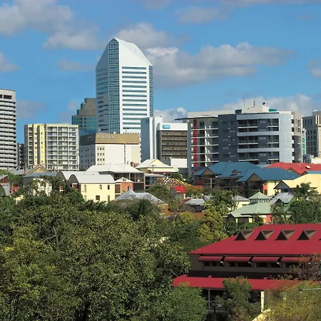 Oaks Brisbane Lexicon Suites-2