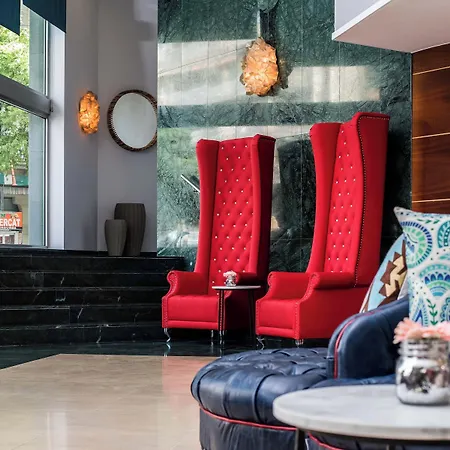 Leonardo Hotel Barcelona Gran Via-3