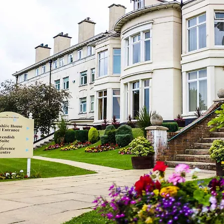 The Devonshire House Hotel-Free Parking-3