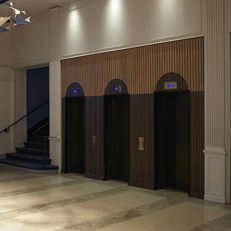 Paris Marriott Opera Ambassador Hotel-2