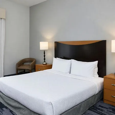 Fairfield Inn & Suites By Marriott Milwaukee Airport-2