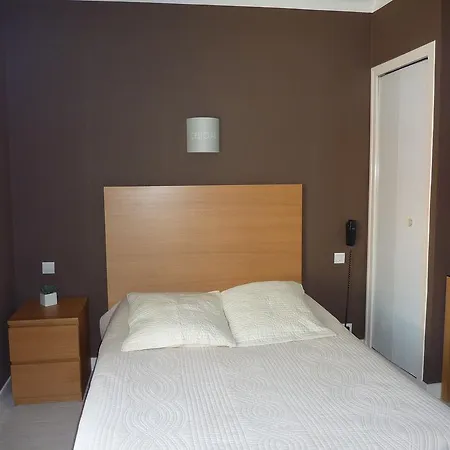 Hotel Les Voyageurs-2