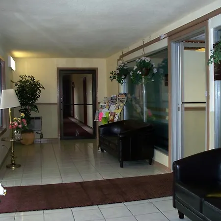 Budget Inn & Suites-3