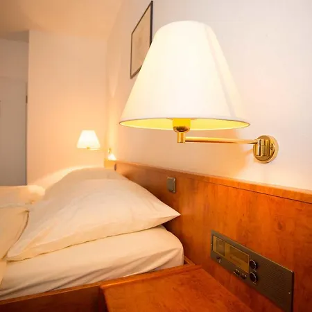 Hotel Zur Stemmer Post-3