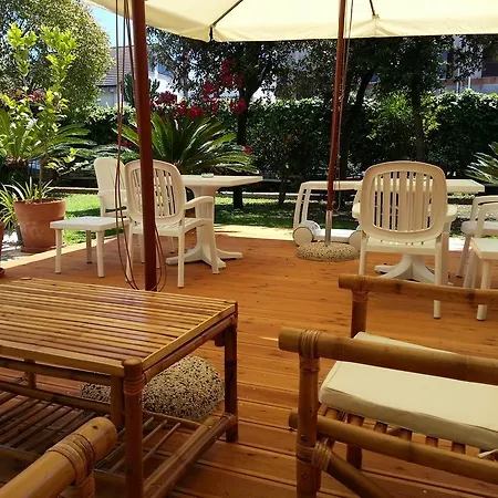 B&B Villa Fantasia-2