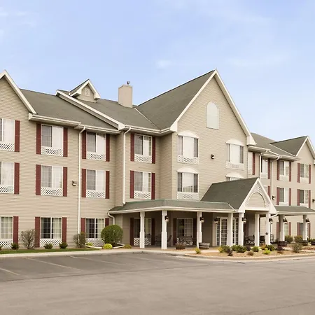 Country Inn & Suites By Radisson, West Bend, Wi-2