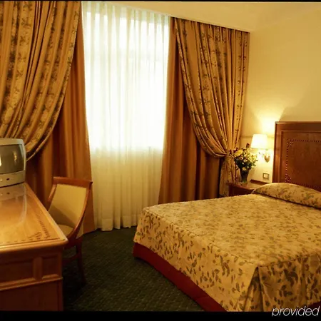 Sunrise Hotel-2