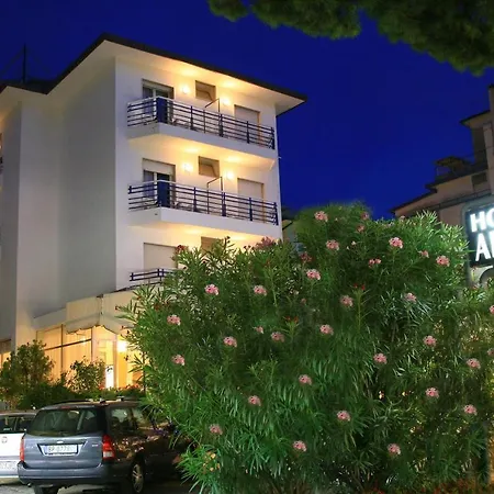 Hotel Arizona-2