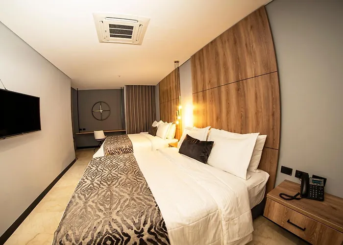 Cavalta By Bernalo Hotels Medellín