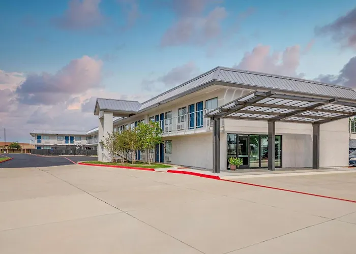 Motel 6-Euless, Tx - Dallas
