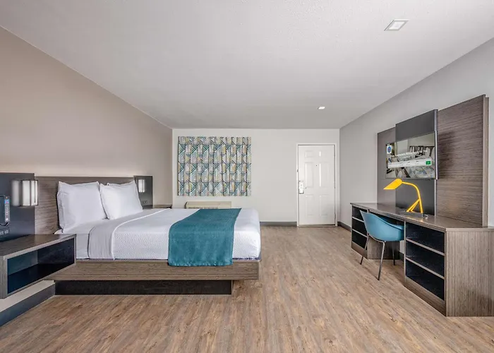 Motel 6-Euless, Tx - Dallas