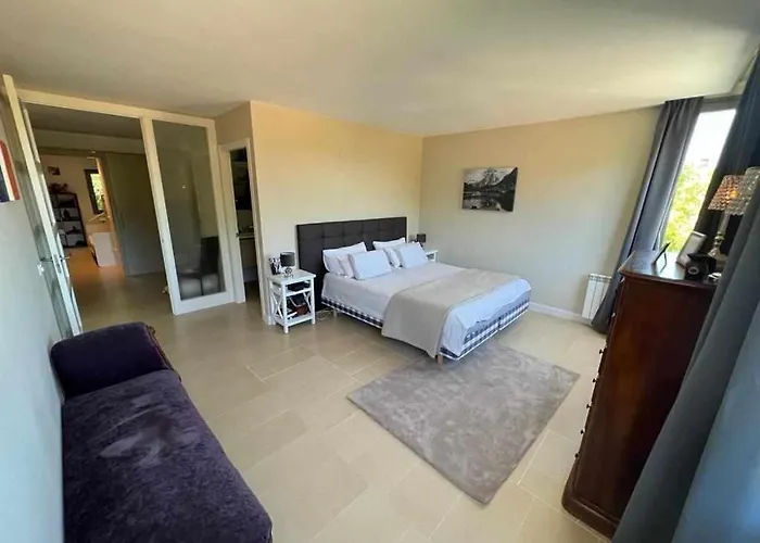 Villa Peralta Girona City W Above Ground Pool