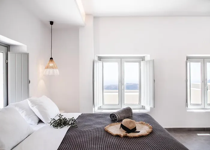 Caldera Cliff Illusion Aparthotel Fira 