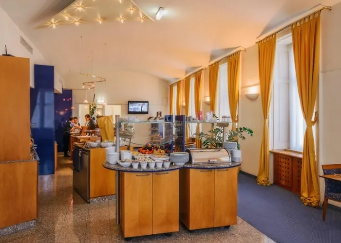 Hilight Suite Hotel