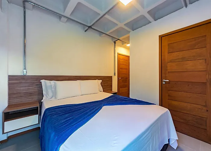 Antiquus Aparthotel