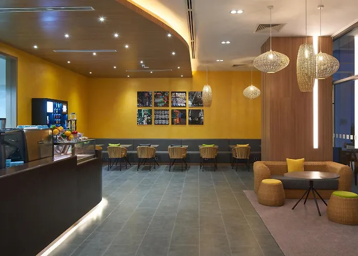 Holiday Inn & Suites Saigon Airport By Ihg