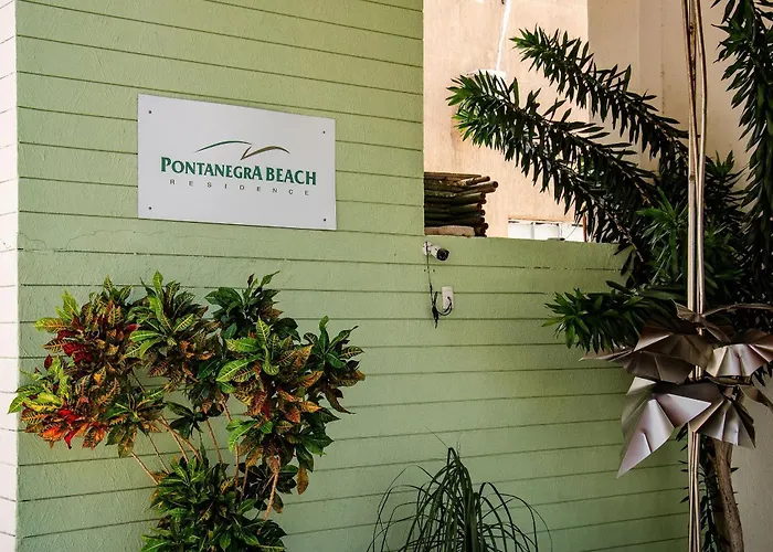Suíte PÉ NA AREIA com PISCINA, WIFI e ESTACIONAMENTO em PONTA NEGRA