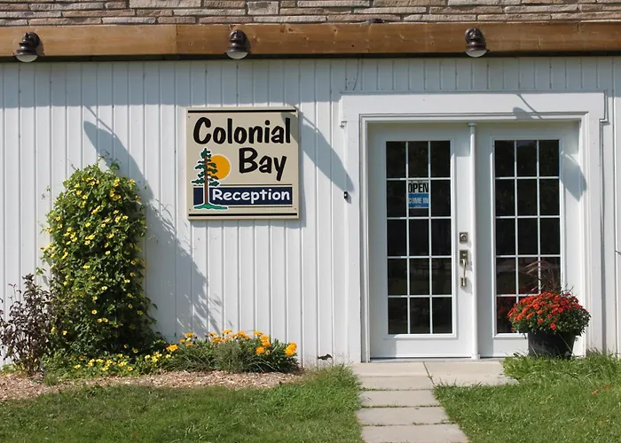 Colonial Bay Motel And Cottages Huntsville