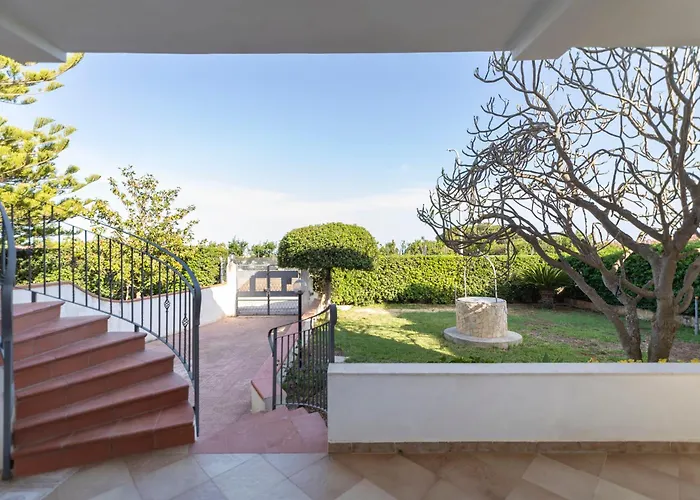 Nice To Stay, Holiday Home