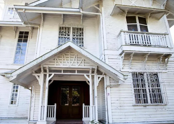 Baguio Lefern Hotel Military Cut-Off