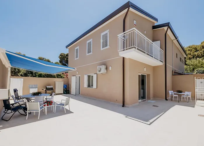 Casa Zefiro Fontane Bianche