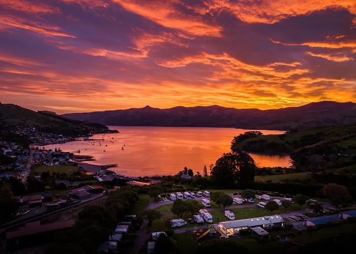 Akaroa Top 10 Holiday Park