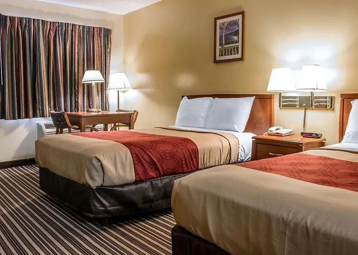 Econo Lodge Paw Paw
