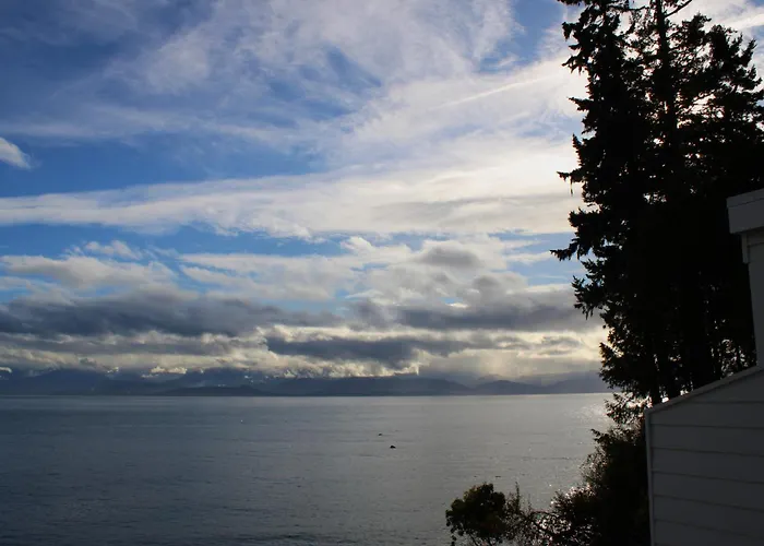 Sooke Harbour House Hotel