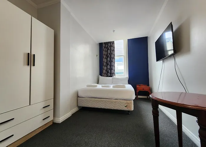 Albion Hotel Auckland