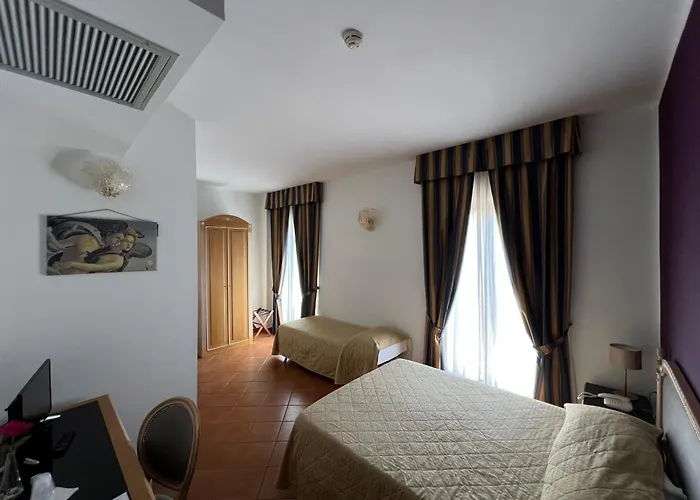 Hotel Bologna Florencia
