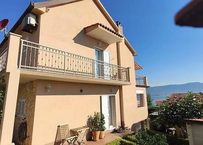 Villa Mala - Pool - Jacuzzi - 5 min. zum Meer
