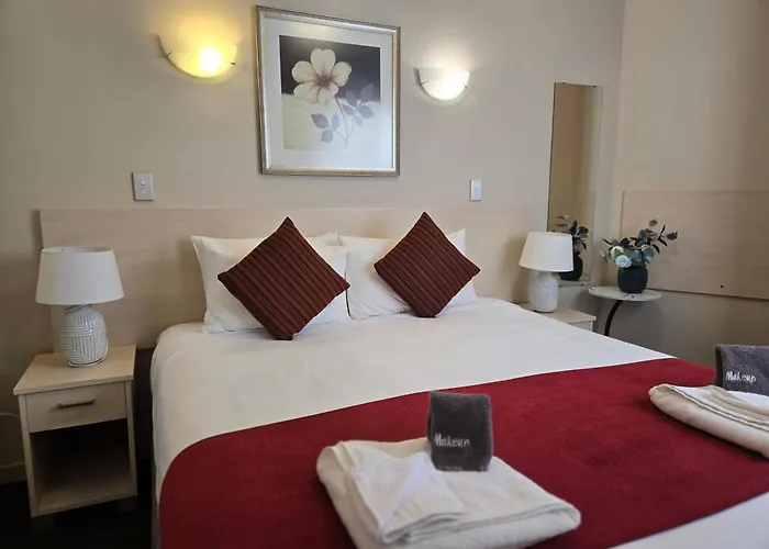 Kings Of Riccarton Motel- Close To Railway Station And Airport With Shuttle Service