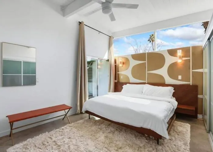 Villa Hawksbill