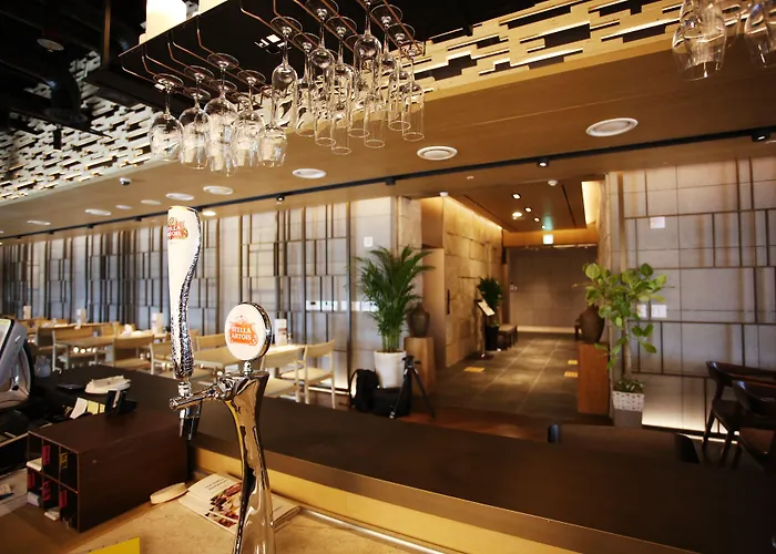 Harbor Park Hotel