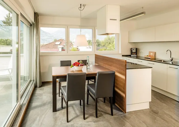 Hidalgo Suites Postal / Burgstall