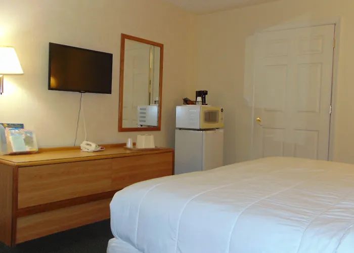 Oceanside Lodge Marmora
